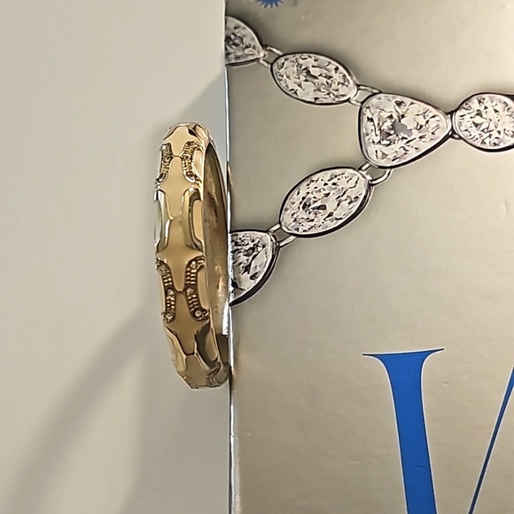 Vintage Gold Tone Enamel & Rhinestone Cuff Clamper Bracelet. - Picture 2 of 8